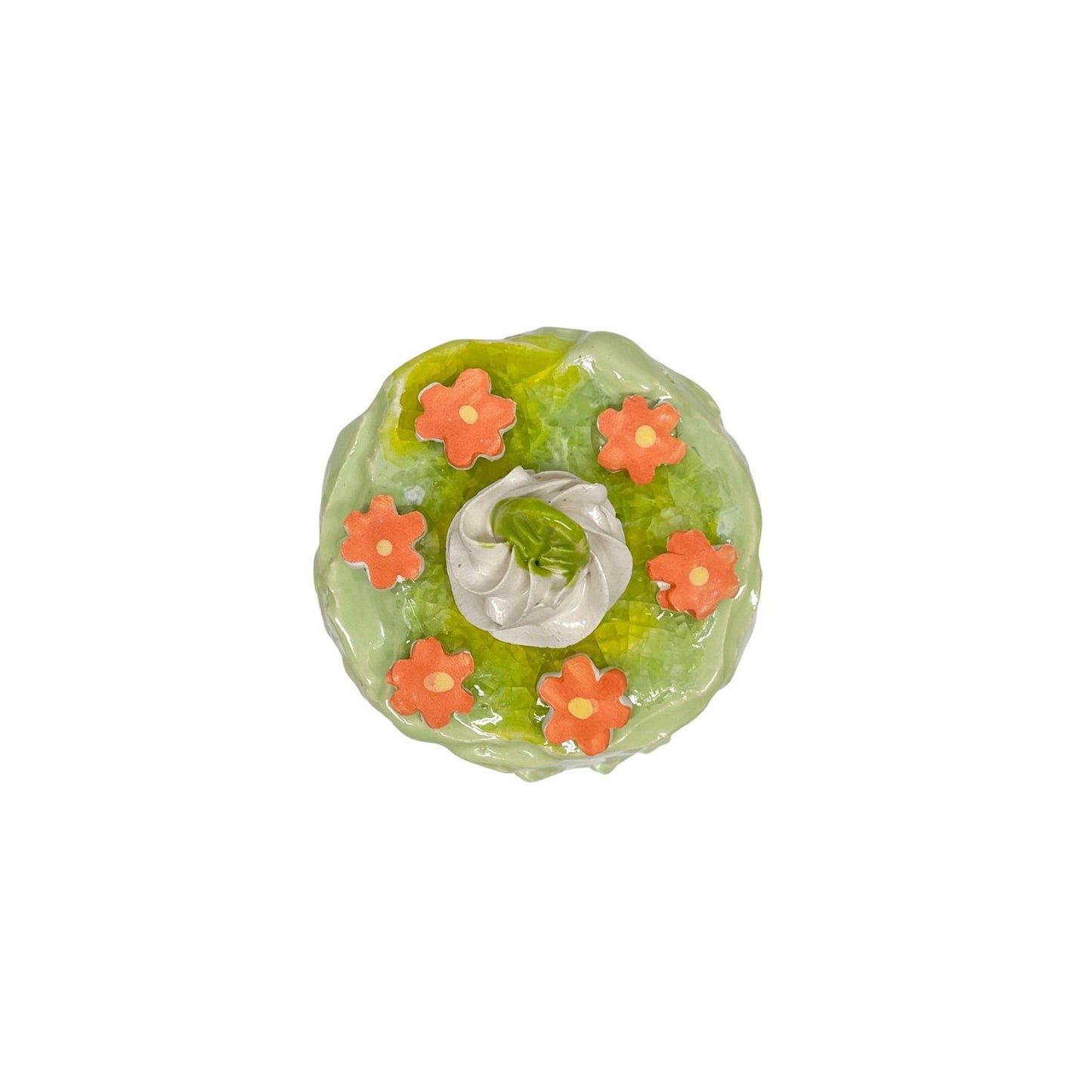 Petite Daisy Topped Green Cake 15