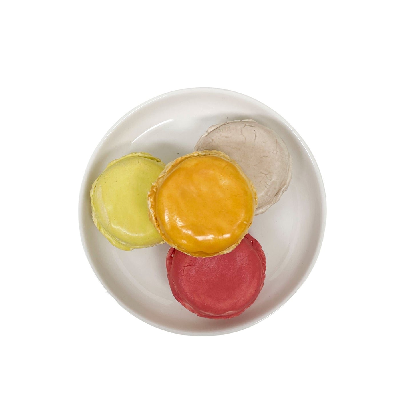 Four Plated Macarons 43