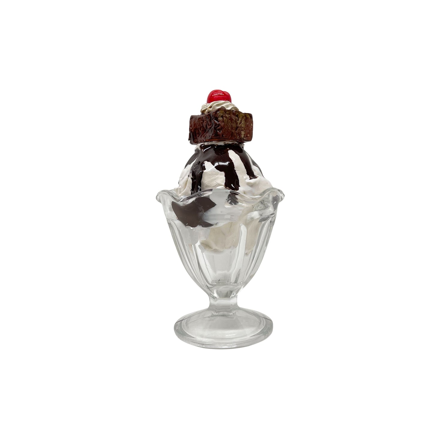 Single Scoop Vanilla Sundae with Brownie 2