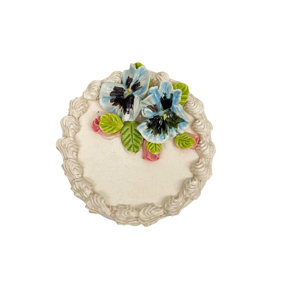 Pansy Topped Vanilla Cake 1