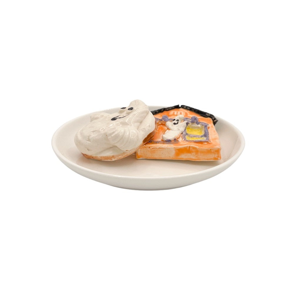 Ghost Meringue with Haunted House Cookie Plate