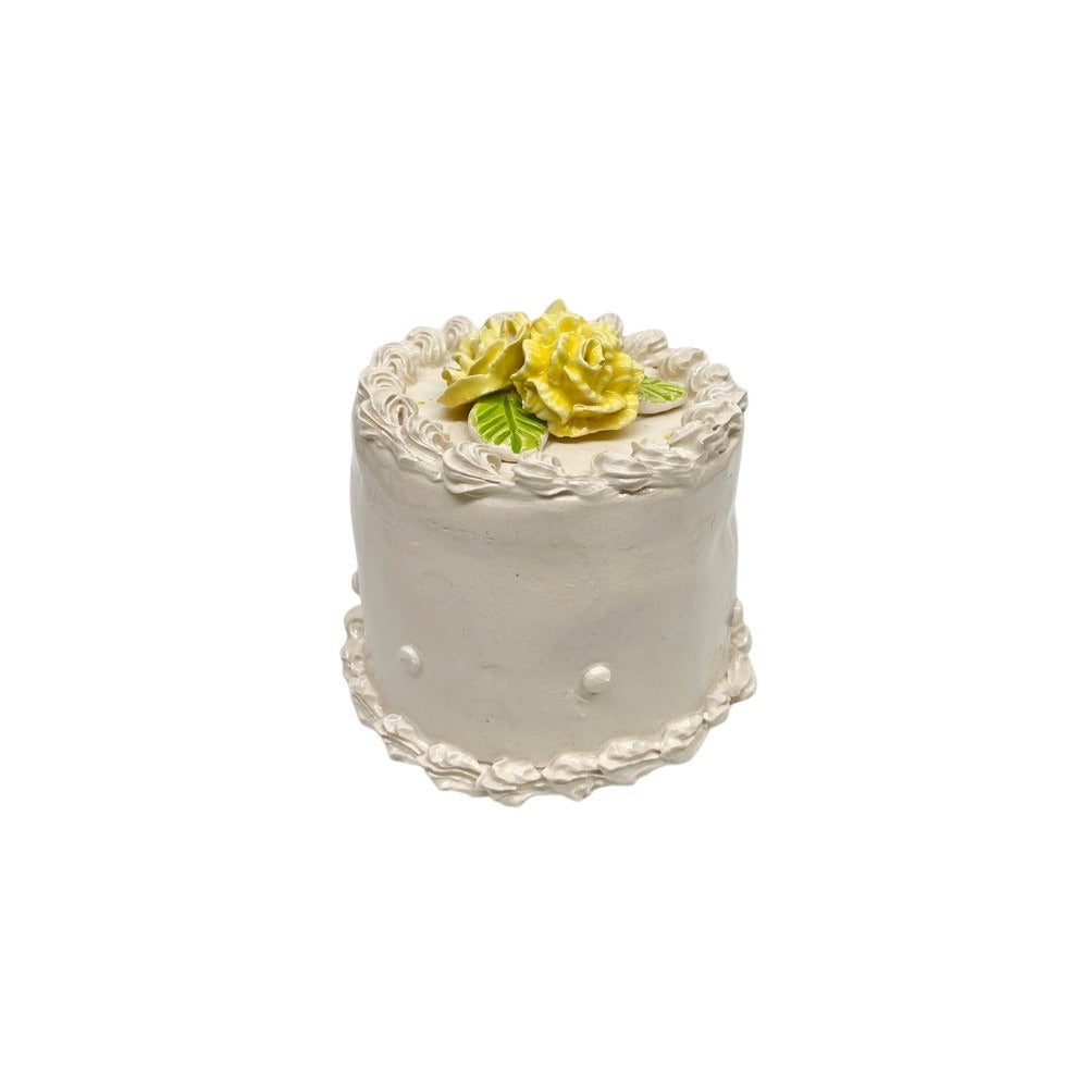 Vanilla Petite Cake With Yellow Flowers 30