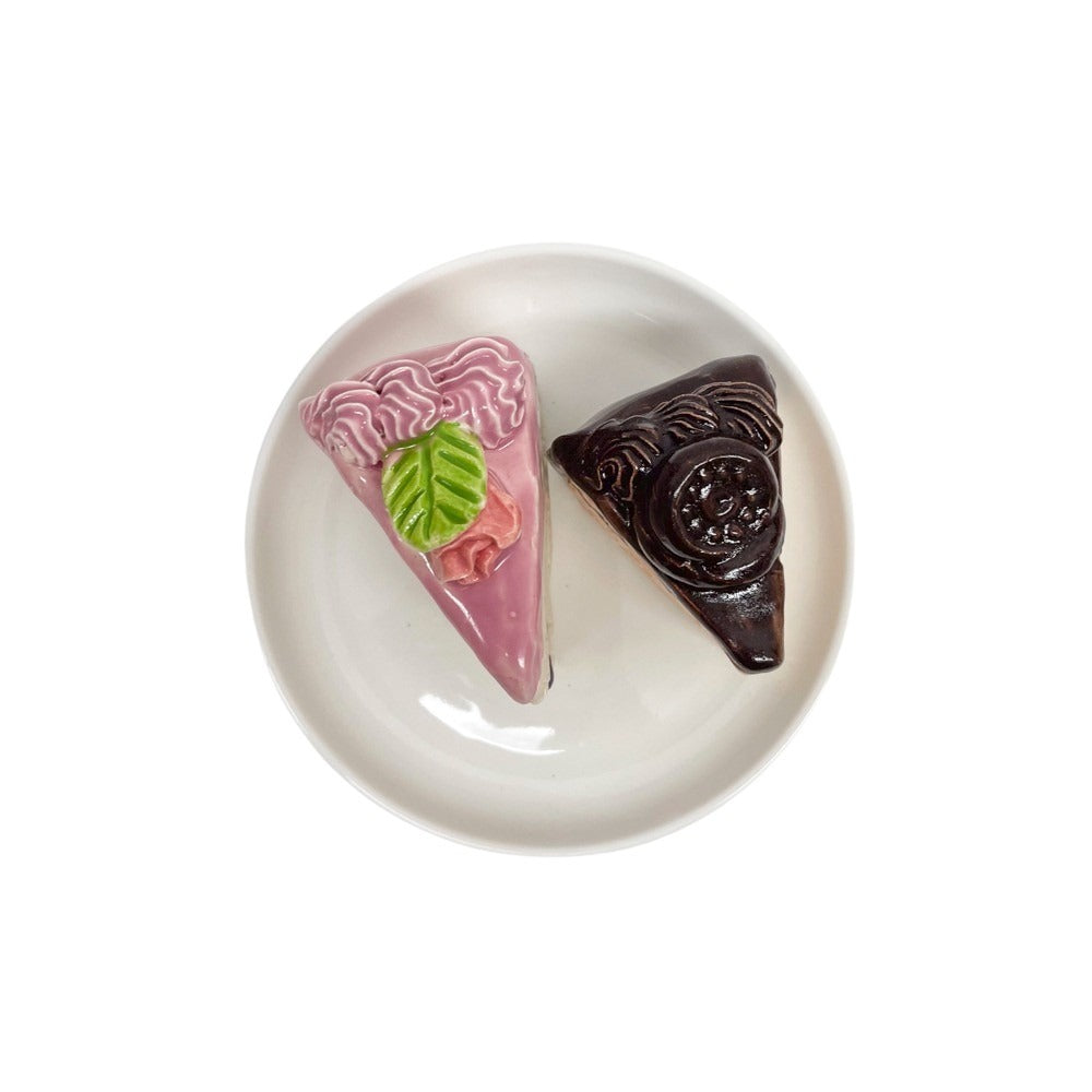 Plated Chocolate And Rose Cake Slices 33