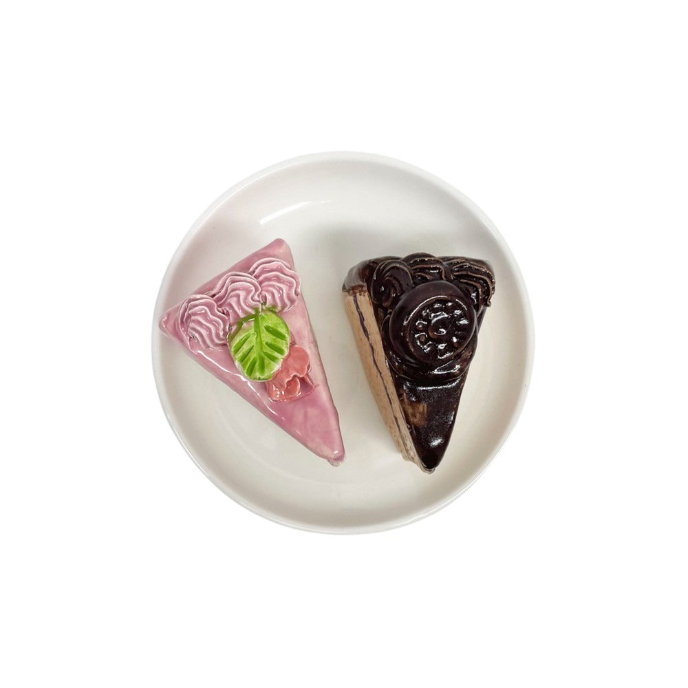 Plated Chocolate And Rose Cake Slices 34