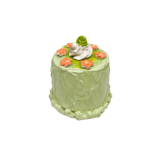 Petite Daisy Topped Green Cake 15