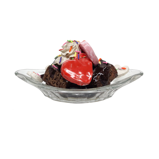 Brownie Sundae With Hearts 2