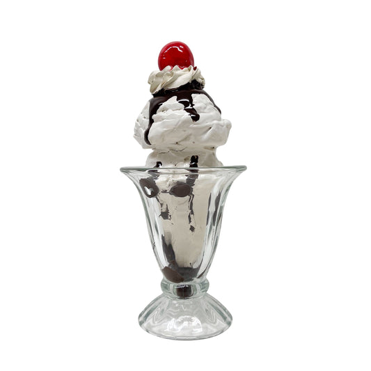 Double Scoop Vanilla Sundae 3