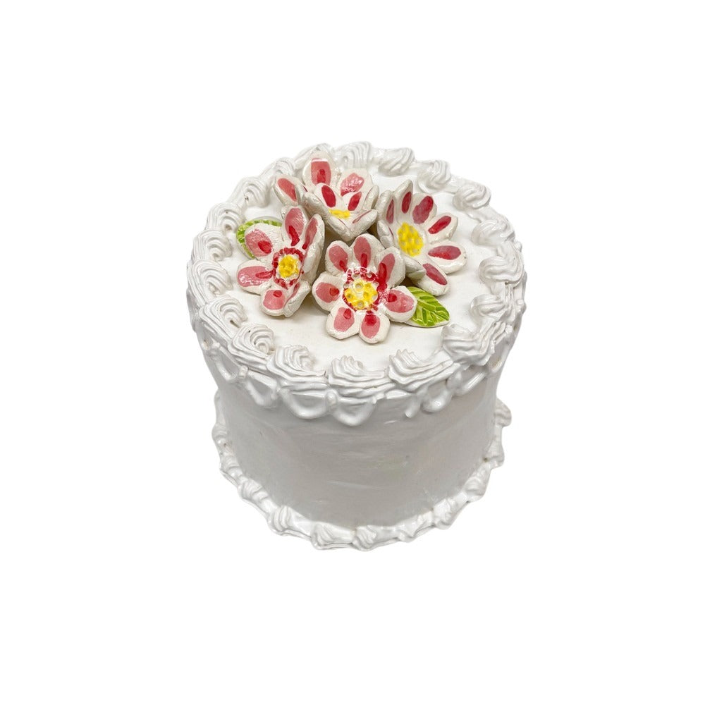 Vanilla Cake With Pink Daisies 73