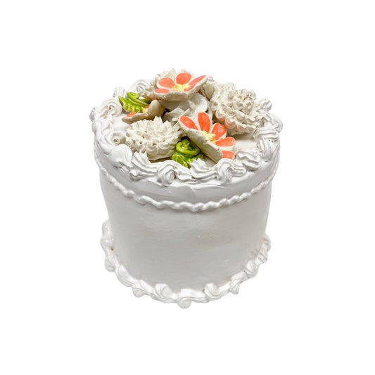 Vanilla Cake With Daisies and Chrysanthemums 74
