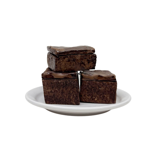 Three Plated Plain Brownies 112