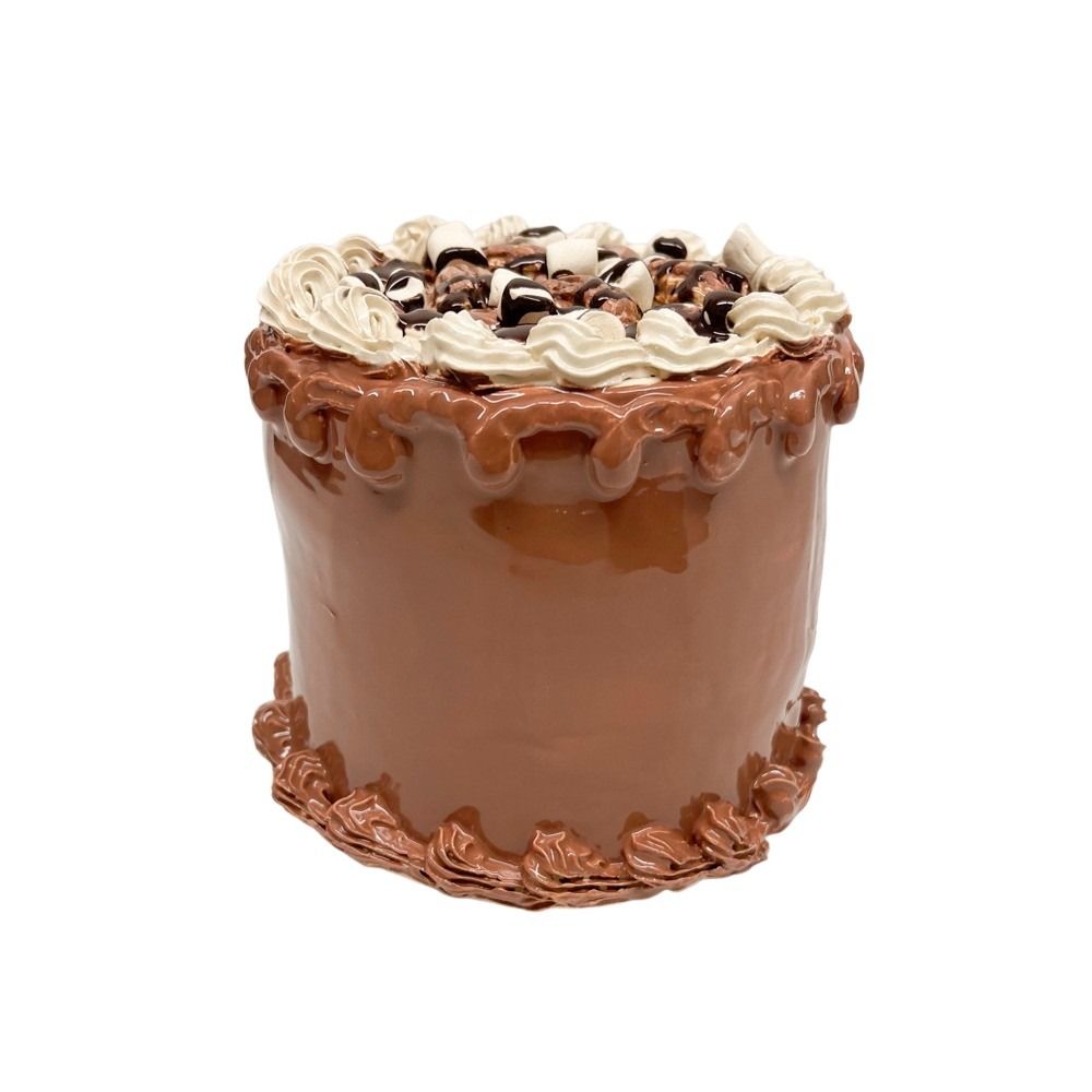 Milk Chocolate Cake With Pecans, Marshmallows & Drizzle 7